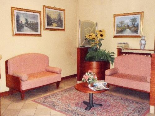 Hotel York à Cinisello Balsamo Extérieur photo